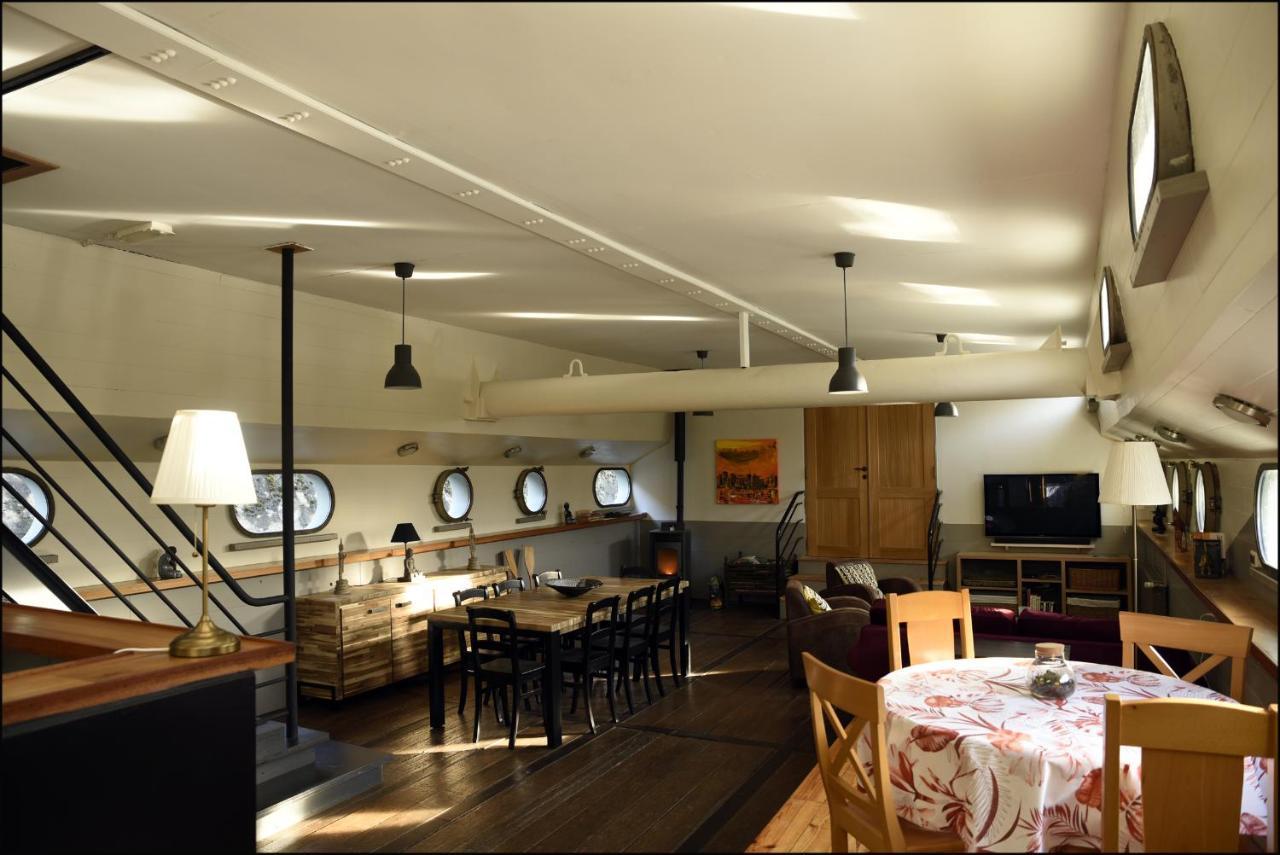 Ferienwohnung Peniche Rayclau Ronquieres Exterior foto